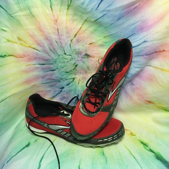 Brooks track and field shoes. Sz 12.5 - Picture 1 of 5